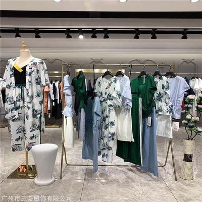 亮点国际品牌折扣店及秋熠品牌女装批发指南